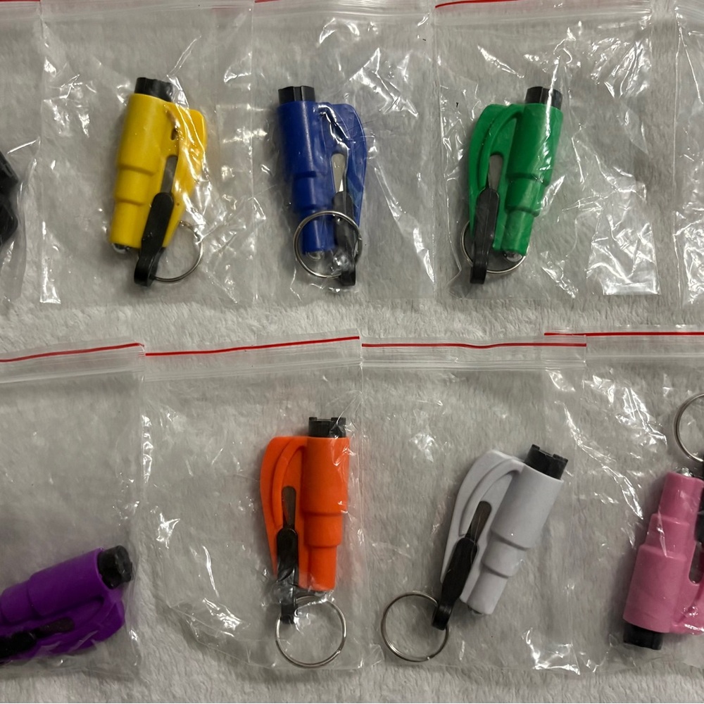 Multi-Color Emergency Keychain Tool Set